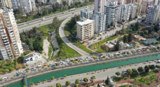 Adana Büyükşehir Belediyesi'nin Açtığı Otoyolun Bağlantıları Karayolları Tarafından Kapatıldı