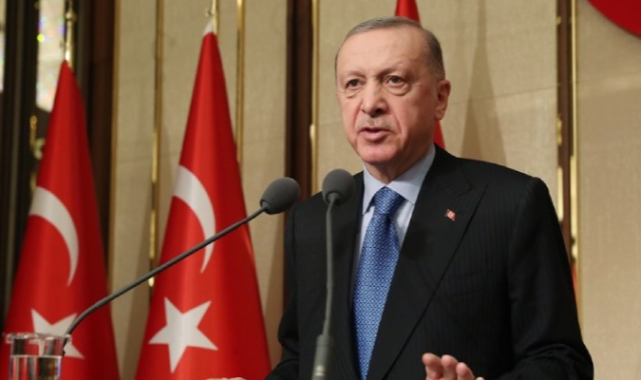 AKP'li Cumhurbaşkanı Erdoğan'dan İlginç İddia: Loderler Vasıtasıyla Camiden Buradaki Makamımıza Kanallar Açmak Suretiyle Geldiler