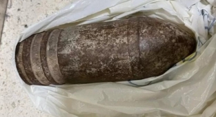Amerikalı Aile Golan Tepeleri'nde Bulduğu Patlamamış Top Mermisini Eve Götürmek İstedi
