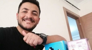 Atanamayan 25 Yaşındaki Öğretmen İntihar Etti