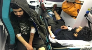 Bulgar Polisi Kaçak Göçmenlerin Değerli Eşyalarını Soyup Üzerlerine Köpek Salarak Türkiye'ye Geri Gönderdi