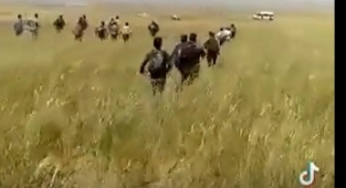 Bunun Adı İşgal: Kaçak Sığınmacılar Sınırlarımızdan Atla Bile Giriyor