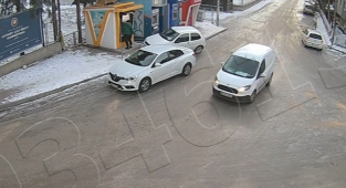 Burdur'da Şaka Gibi Trafik Kazası