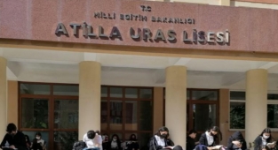 Daha Önce Kadın Öğretmeni Tehdit Eden Lise Müdüründen Oruç Talimatı: Oruç Tutamayan Arkadaşlar ve Personel, Yiyecek-İçecek İhtiyacını Mutfakta Gidersin