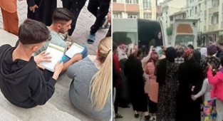 DEVA Partisi Esenyurt İlçe Teşkilatı Vatandaşlara Üyelik Şartıyla Erzak Dağıttı