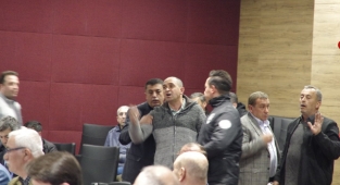Ekonominin Kitabı: Çocuğum Okula Harçlıksız Gidiyor Diyen Baba İsyan Etti