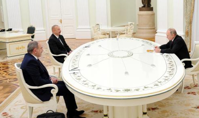 Eli Kanlı Rus Diktatörü Putin, Paşinyan ve Aliyev'le Karabağ'ı Görüştü