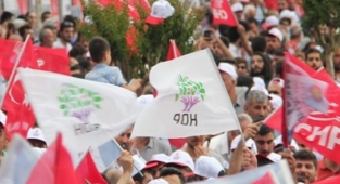 HDP, Kılıçdaroğlu'nun Mehmetçik İçin Dua Etmesinden Rahatsız Oldu