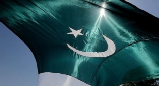 İmran Han Dönemi Biten Pakistan'da Yeni Başbakan Seçiliyor