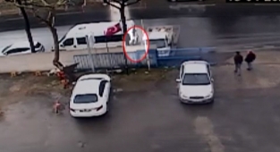 Kaldırımda Yürüyen Yayayı Ezip Öldüren Ehliyetsiz Suriyeliye 3 Yıl 'Ceza' 