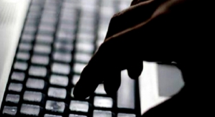 Kanada Québec Sağlık Bakanlığı Porno Paylaştı: 'Ayak İbadeti'