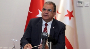 KKTC'de Hükümet Kurma Görevi Tekrar Sucuoğlu'na Verildi