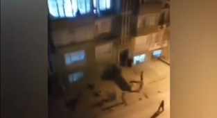 Konya'da Suriyeli Kaçaklar Başka Suriyelilerin Evini Taşladı: Gözaltına Bile Alınmadılar