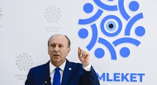Memleket Partisi'nde İlçe Başkanı, 'CHP'yi Geri Alacağım' Diyen Muharrem İnce'ye Rozet Fırlattı İddiası