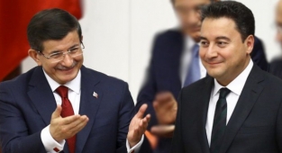 Nevşin Mengü: AKP'den Ayrılanlara Karşı Sürekli 'Özür Dile' Tavrı Yapıcı Değil