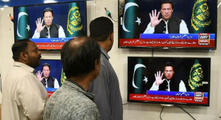 Pakistan Başbakanı İmran Han'dan Darbe İddiası: Türk Halkı İçin Tanıdık İddialar