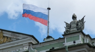 Rus Diplomatlar Avrupa'dan Kovuluyor