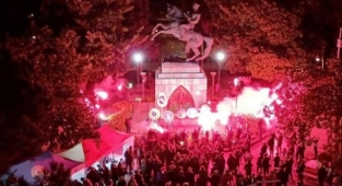 Samsun'daki Atatürk Heykeline Saldıran Mürtecilerin Cezası Belli Oldu