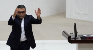 Sezgin Tanrıkulu 24 Nisan'la 'Yüzleşme' İstedi
