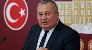 Ümit Özdağ'a İlk Cevap Cemal Enginyurt'tan: AKP'nin Altılı Masayı Dağıtma Projesi