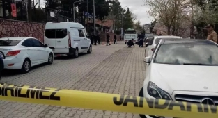 Uzman Çavuş, Tartıştığı Doktoru Askerlik Şubesinin Önünde Öldürdü