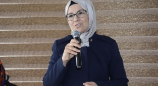'Z Kuşağı' Değil 'Elif Gençliği' Diyelim