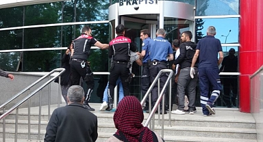 Adliyede İntihar: Gözaltındaki Vatandaş Adliyenin 2. Katından Atladı