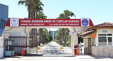 Akdeniz Üniversitesi'nde Bir Öğrenci Yurdun Penceresinden Düşerek Hayatını Kaybetti: İntihar İddiası