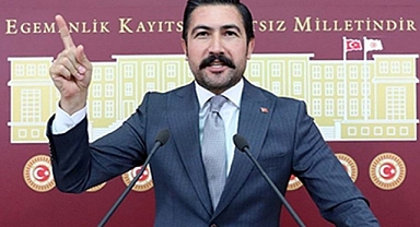 AKP Grup Başkanvekili Cahit Özkan Görevden Alındı