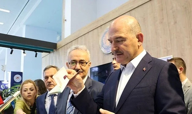 AKP'li Bakan Soylu: Dünyanın En Güvenli Pasaportunu Basıyoruz