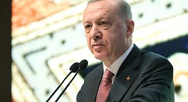 AKP'li Cumhurbaşkanı Erdoğan, Adana'da Gençlik Şöleninde: Bizim Siyasetimizde Tahrik, Gençleri Sokağa Dökmek Yok