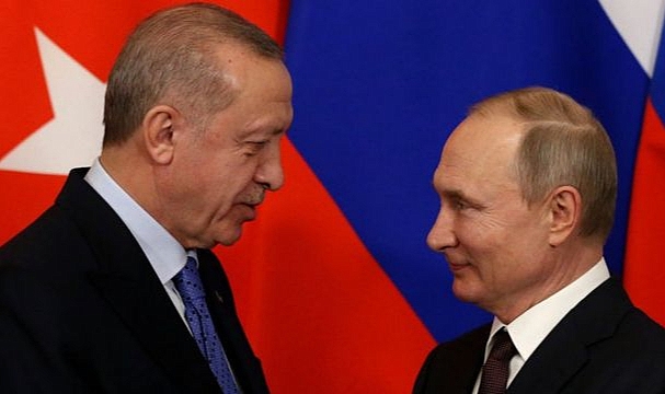 AKP'li Cumhurbaşkanı Erdoğan, Eli Kanlı Rus Diktatörü Putin'le Görüştü