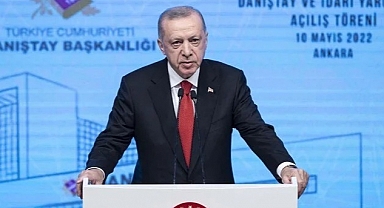 AKP'li Cumhurbaşkanı Erdoğan: Milletimizi Mevcut Anayasadan Kurtaracağız