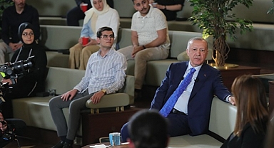AKP'li Cumhurbaşkanı Erdoğan, Suudi Arabistan ve BAE İle Yaşanan Anlaşmazlıkları 'Aile İçi Patırtı Gürültü' Olarak Tanımladı