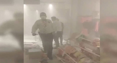 Bursa'da Mağaza Tavanı Çöktü