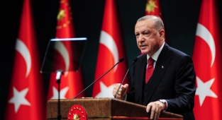Erdoğan: 1 Milyon Suriyeli Kardeşimizin Gönüllü Geri Dönüşü İçin Bir Proje Hazırlıyoruz