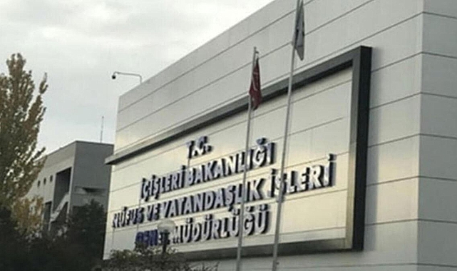 İçişleri Bakanlığı, 15 Bin Sığınmacının Vatandaşlığının İptal Edildiği Haberlerini Yalanladı