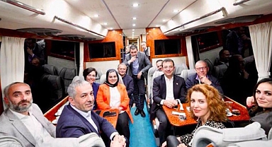 İmamoğlu Fotoğraf Eleştirilerine Yanıt Verdi: Vız Gelir Tırıs Gider