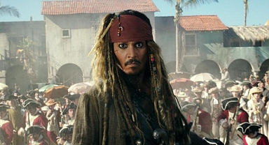 Johnny Depp'in Karayip Korsanları'na Dönmesi İçin İmza Kampanyası Başlatıldı