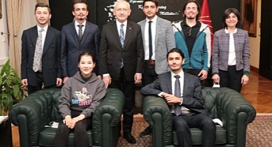 Kılıçdaroğlu'nu Ziyaret Eden AKP'li Yönetici Görevden Alındı