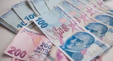 MetroPOLL Anketi: Asgari Ücrete Yeniden Bir Zam Yapılmalı mı?