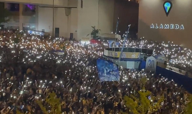 Porto Taraftarları Şampiyonluk Kutlamasında Trabzonspor Taraftarlarını Taklit Etti