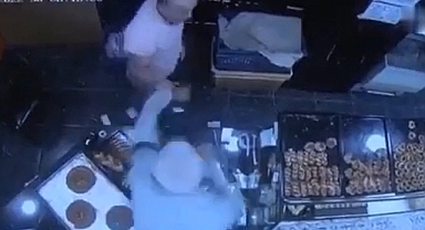 Simidin 4 Lira Olduğunu Duyunca Fırıncıyı Dövdü