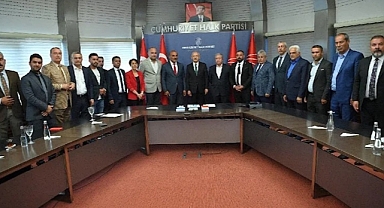 Soylu'ya Yakın İsim Teşkilatıyla Beraber CHP'ye Katıldı