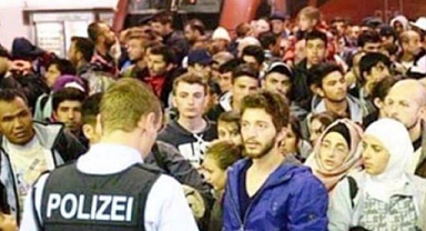 Suriyelileri Almanya'ya Kaçıran Türk Çete, Avusturya'da Kavga Edince Yakalandı