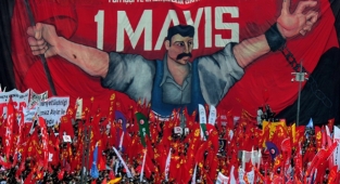 Taksim'e Yürümek İsteyen 164 Kişi Gözaltına Alındı
