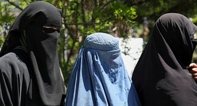Taliban Kadınların Televizyona Yüzlerini Örtmeden Çıkmasını Yasakladı