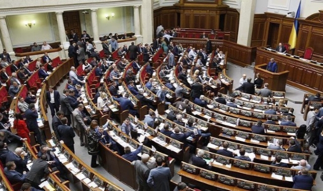 Ukrayna Parlamentosu, 'Rus Yanlısı' Partileri Yasakladı