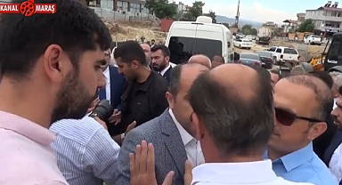 AKP Halka İniyor: Vatandaşın Mahir Ünal'a Dert Anlatmasını Kaydeden Basın Engellendi