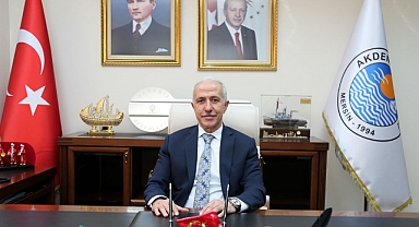 AKP'li Akdeniz Belediyesi'nden 'Yılmaz Güney Gençlik Merkezi': Başkan Paylaşımını Sildi